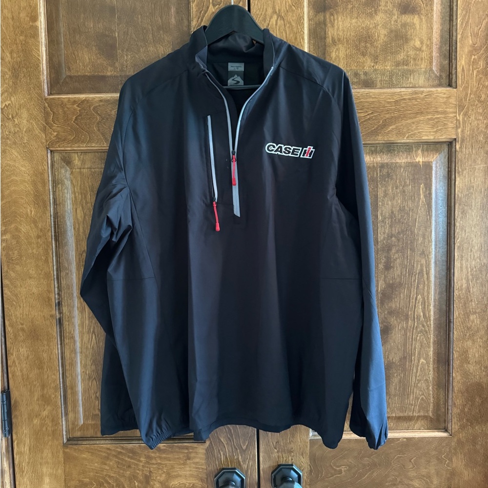 Storm Creek "CASEIH" Black 1/4 Zip Windbreaker - Men's Size L